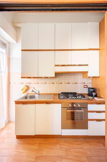 Casa Angelina Con 3 Camere Da Letto Roma Ngoại thất bức ảnh