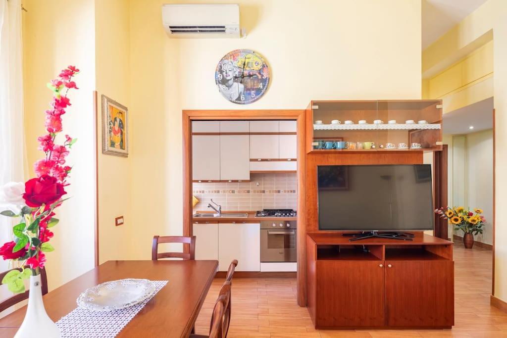 Casa Angelina Con 3 Camere Da Letto Roma Ngoại thất bức ảnh